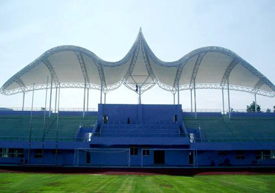 高爾夫膜結(jié)構(gòu)應(yīng)該怎樣選擇合適的膜材？